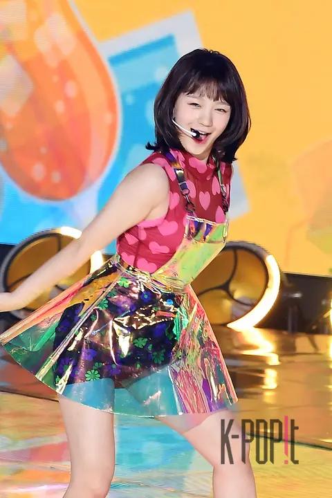 Sohee (Rocket Punch) — The Show