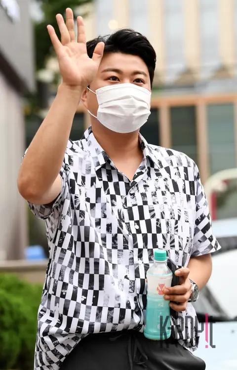 Kim Ho-joong — Kim Ho-joong Album Recording