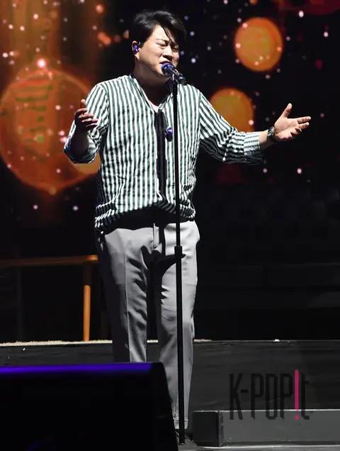 Kim Ho-joong — Kim Ho-joong Concert Live Broadcast