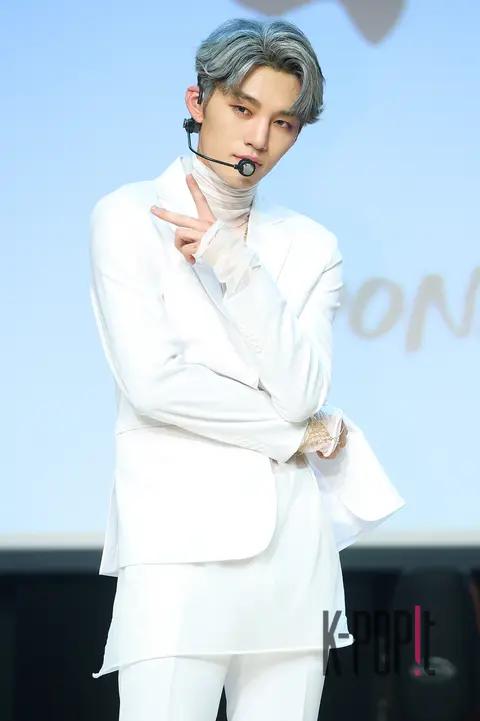 DKZ, Won Dae — DKZ Showcase