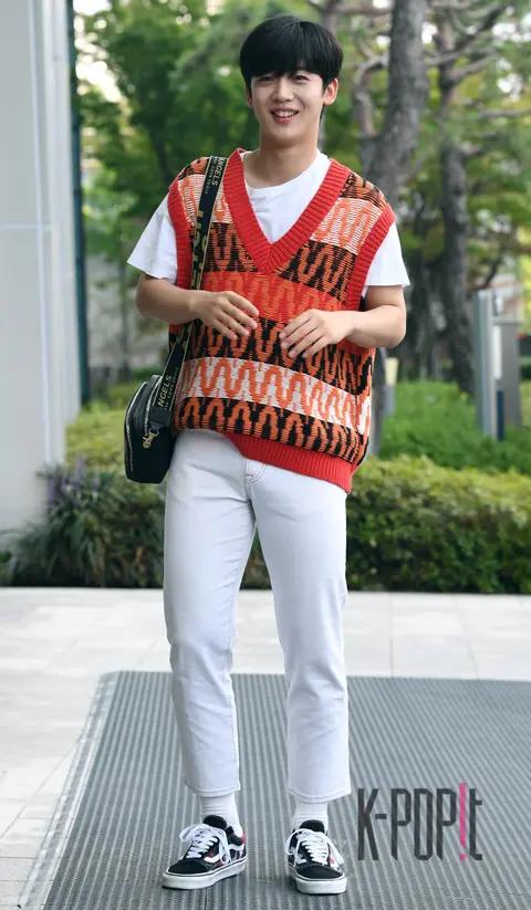 Kim Yo-han — Radio Star Arrival