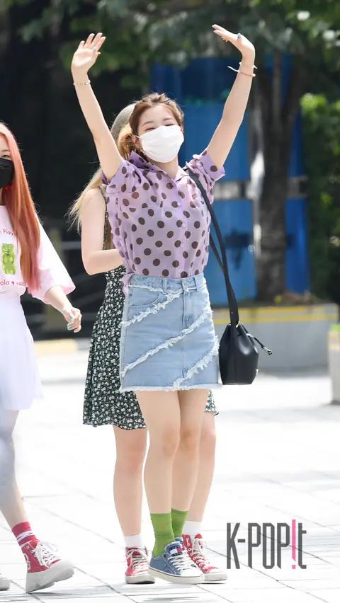 Rocket Punch, Yeon-hee — Radio Departure