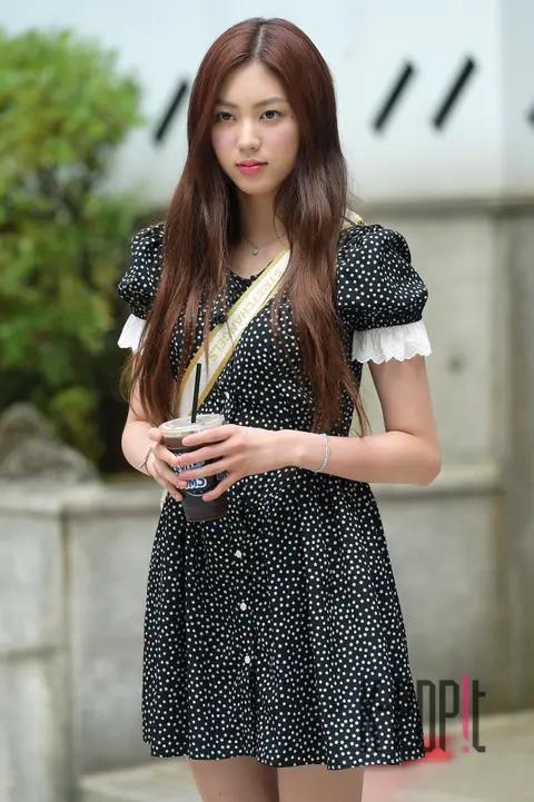 CLC — Cube Entertainment Arrival