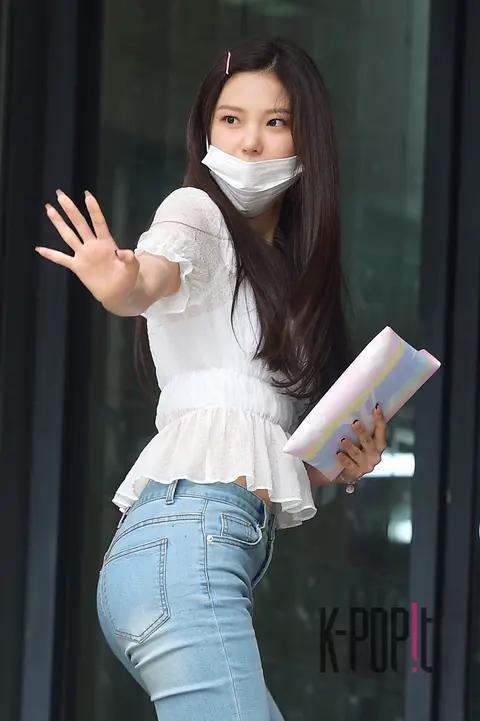 CLC — Cube Entertainment Arrival
