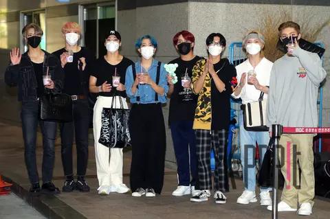 ATEEZ — Show Champion Arrival