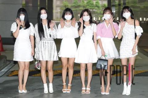 APRIL — Show Champion Arrival