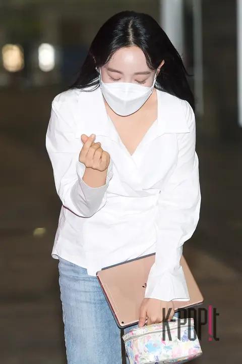 Yoon-ha — Show Champion Arrival