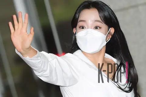 Yoon-ha — Show Champion Arrival