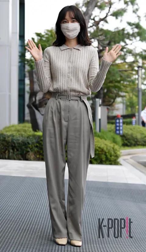 Lee Yoo-young — Radio Arrival