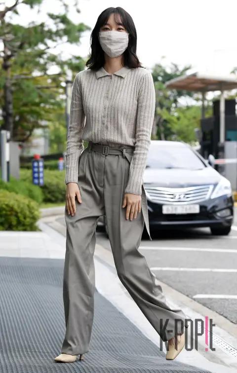 Lee Yoo-young — Radio Arrival