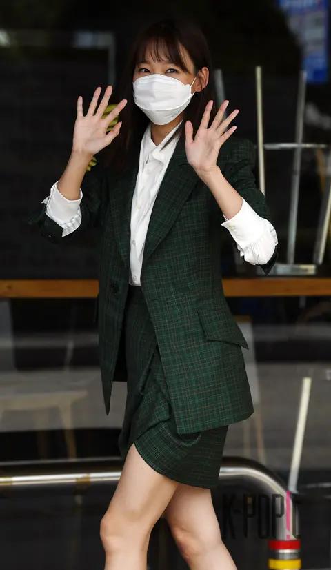Jin Ki-joo — O Sam Kwang Villa Arrival