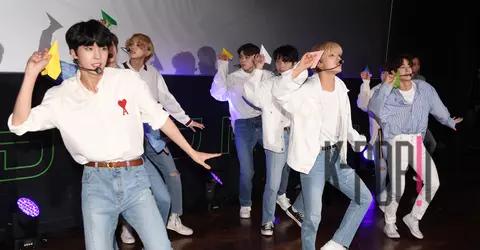 GHOST9 — Showcase