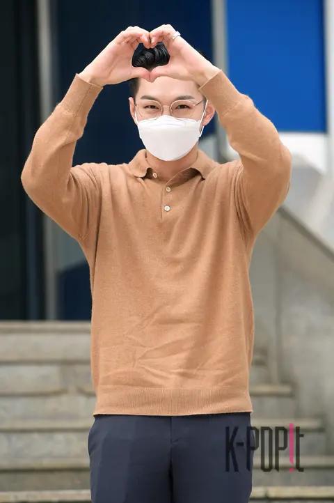 BTOB, Lee Chang-sub — Cube Entertainment Arrival