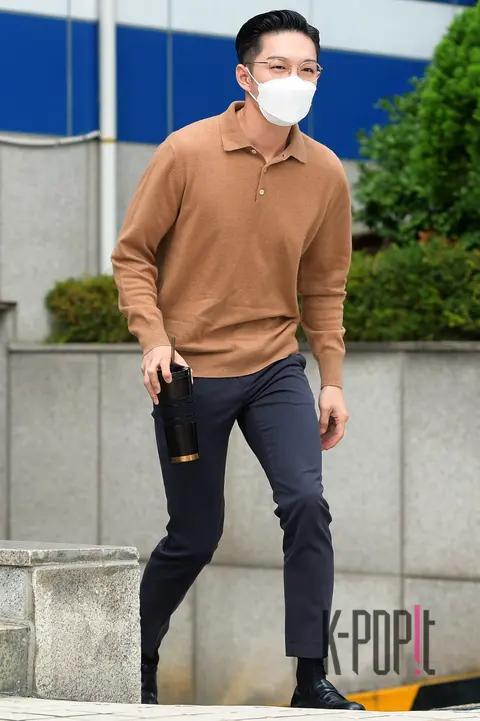 BTOB, Lee Chang-sub — Cube Entertainment Arrival