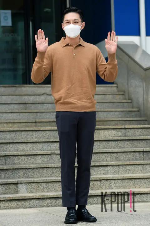 BTOB, Lee Chang-sub — Cube Entertainment Arrival
