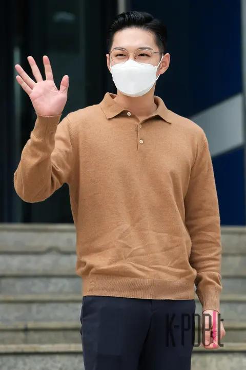 BTOB, Lee Chang-sub — Cube Entertainment Arrival