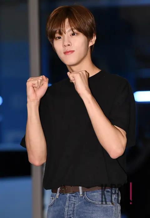 Kim Woo-seok — TikTok Stage Arrival — 2020-09-25