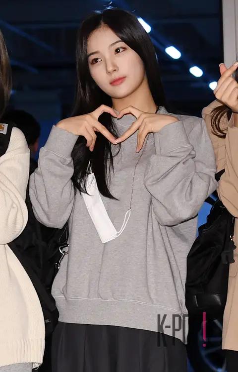 Alice, So-hee — TikTok Stage Arrival