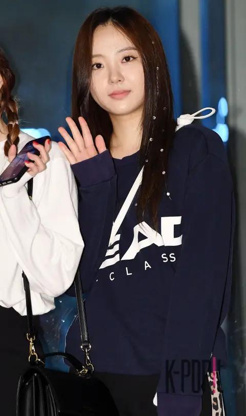 Alice, Hye-sung — TikTok Stage Arrival