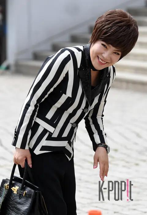 Kim Yeon-ja — Arrival