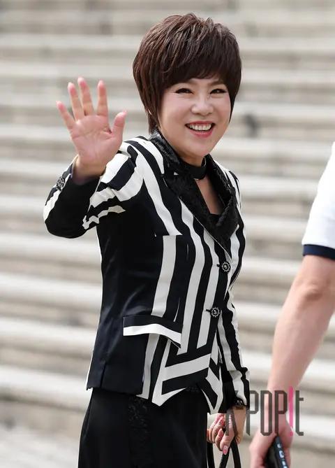 Kim Yeon-ja — Arrival