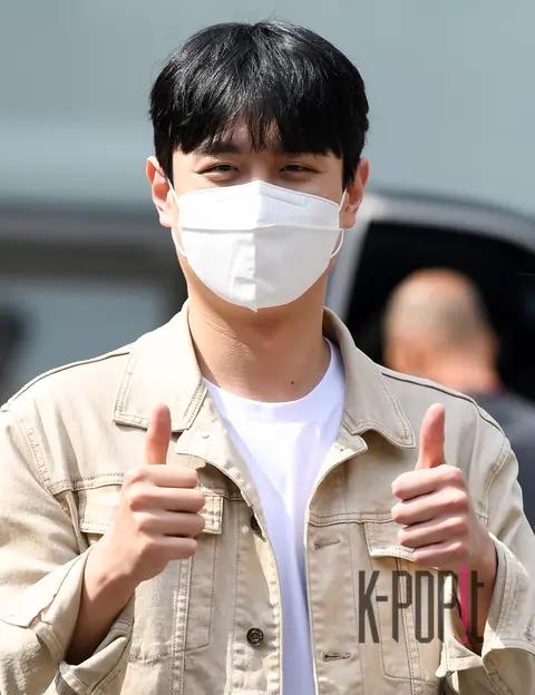 Lette Amor, Kim Min-seok — Arrival