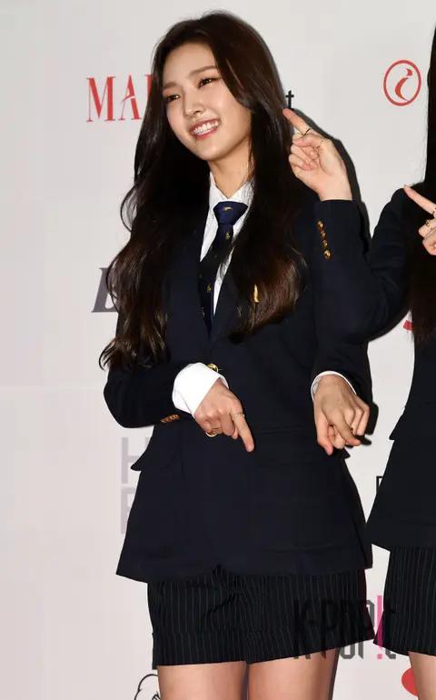 Weeekly, Park So-eun — Brand Awards Ceremony