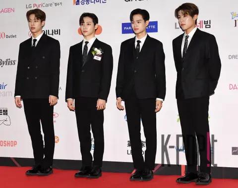 AB6IX — Brand Awards Ceremony