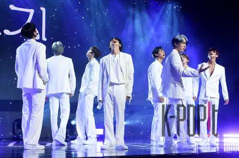PENTAGON — PENTAGON Showcase