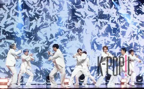 PENTAGON — PENTAGON Showcase
