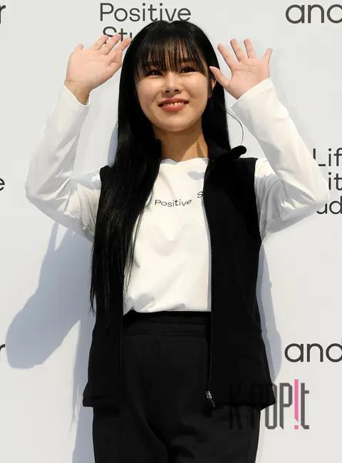 MAMAMOO, Wheein — Launch