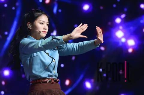 LOONA, Hyun Jin (2) — LOONA Showcase