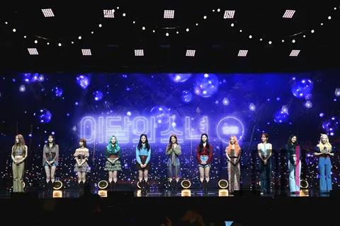 LOONA — LOONA Showcase