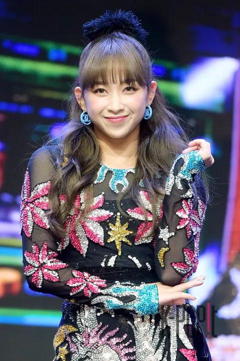 SECRET NUMBER, Dita — SECRET NUMBER Showcase