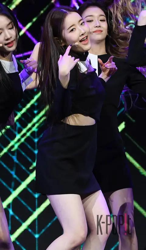 STAYC, Si-eun — STAYC Showcase