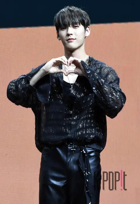 Lee Min-hyuk (BTOB 4U) — Showcase
