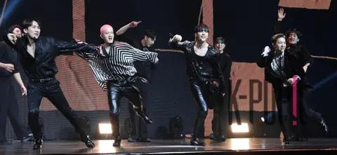BTOB 4U — Showcase