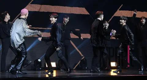 BTOB 4U — Showcase