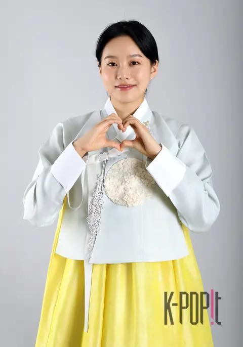 Park Yu-na — Hanbok Interview