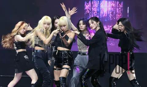 PURPLE KISS — Showcase