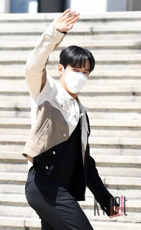 Jung Yong-hwa — Arrival