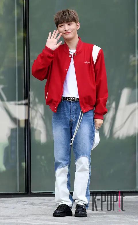 Yoon Ji-sung — Arrival