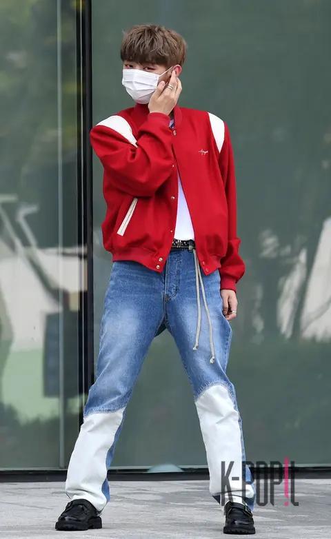 Yoon Ji-sung — Arrival