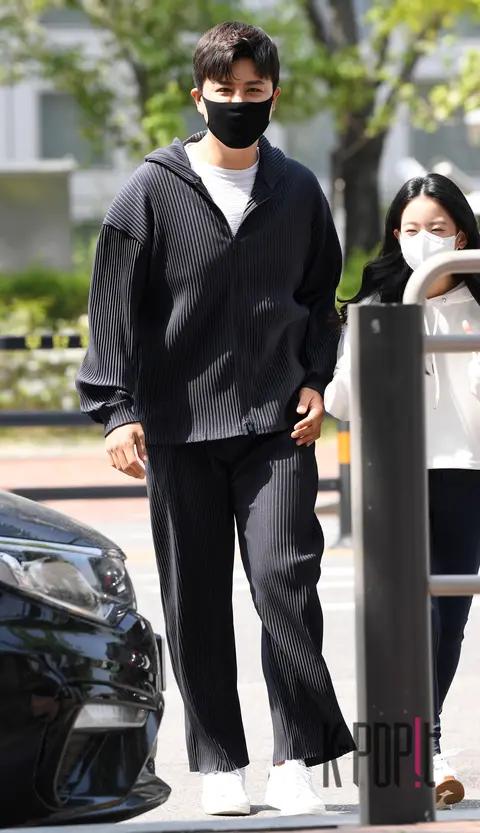 Jin Hae-sung — Arrival
