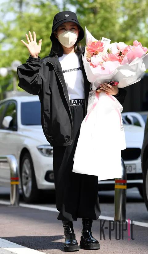 Song Ga-in — Arrival