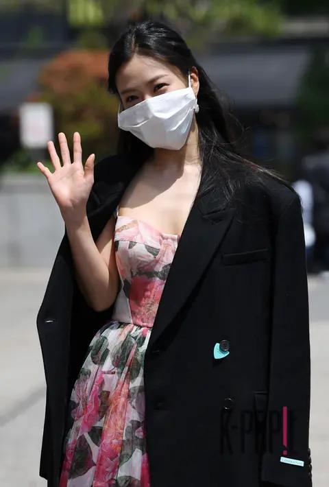 Ko Min-si — Arrival