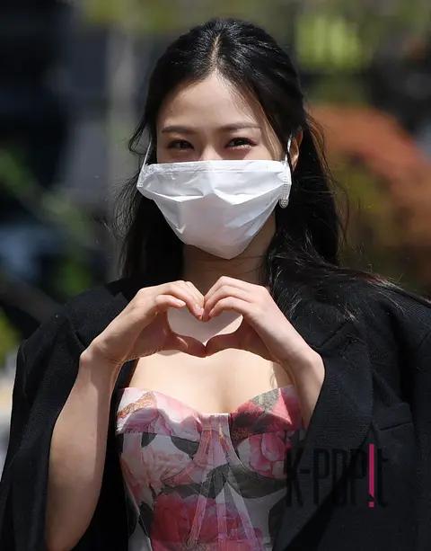 Ko Min-si — Arrival