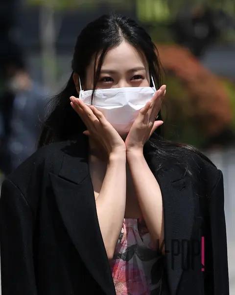Ko Min-si — Arrival