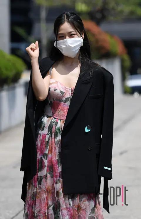 Ko Min-si — Arrival