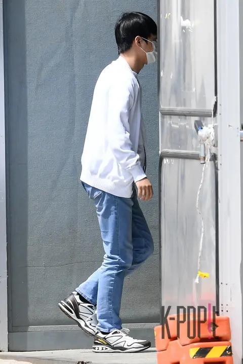 Lee Chan-won — Love's Counselor Recording Arrival